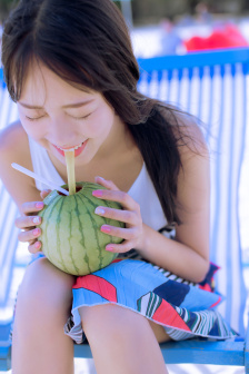 消失的她